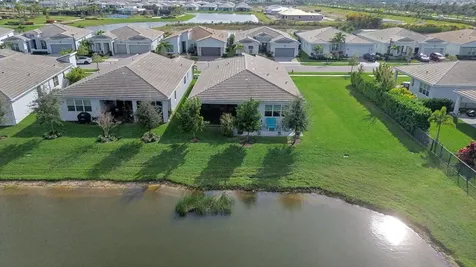10479 Sw Aquila Way Port Saint Lucie FL 34987