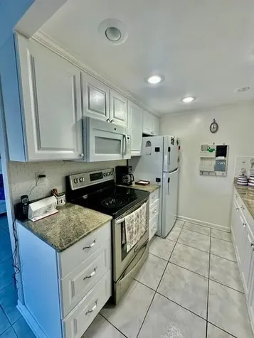 1080 Exeter Boca Raton FL 33434