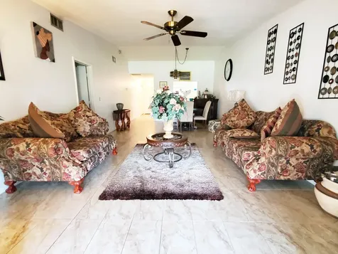 4195 Lucerne Villas Lane Lake Worth FL 33467