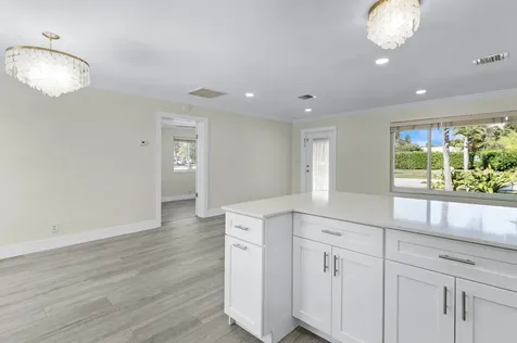 912 Se 8th Court Deerfield Beach FL 33441