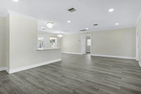 912 Se 8th Court Deerfield Beach FL 33441