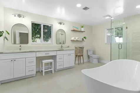 912 Se 8th Court Deerfield Beach FL 33441