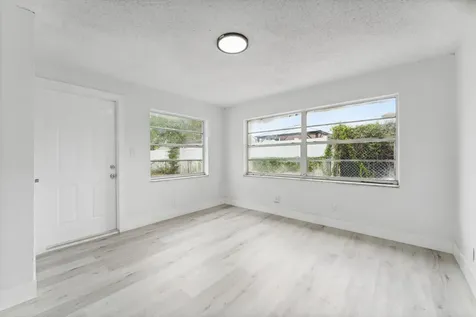 448 NW 3 Avenue Deerfield Beach FL 33441