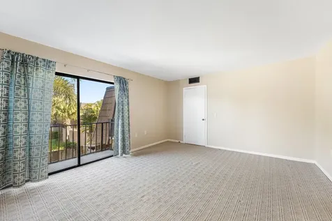 610 6th Court Palm Beach Gardens FL 33410