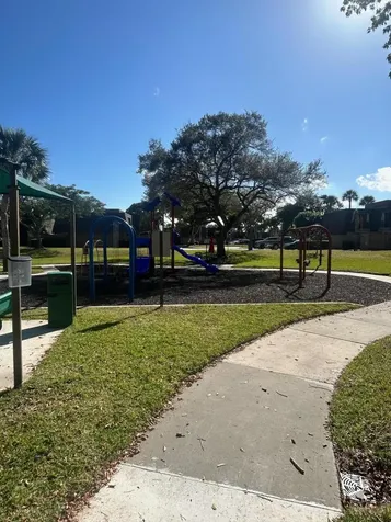 610 6th Court Palm Beach Gardens FL 33410