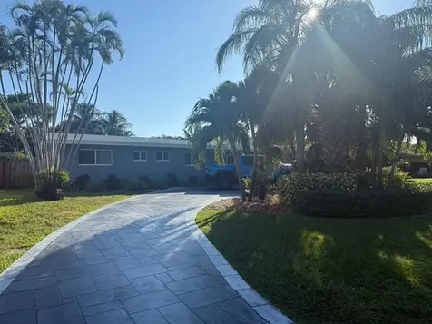 2320 Ne 13th Street Pompano Beach FL 33062