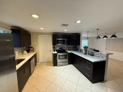 2320 Ne 13th Street Pompano Beach FL 33062