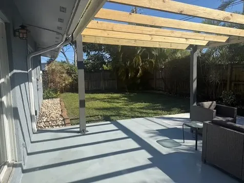 2320 Ne 13th Street Pompano Beach FL 33062