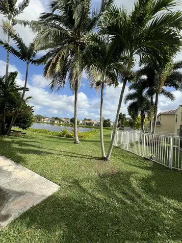 Greenacres FL 33463