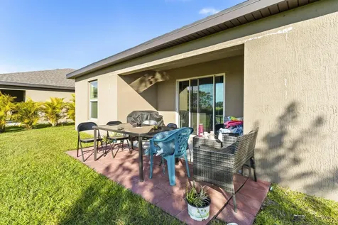 5536 Imagination Drive Fort Pierce FL 34947