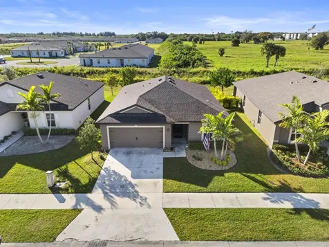 5536 Imagination Drive Fort Pierce FL 34947