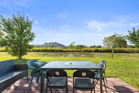 5536 Imagination Drive Fort Pierce FL 34947