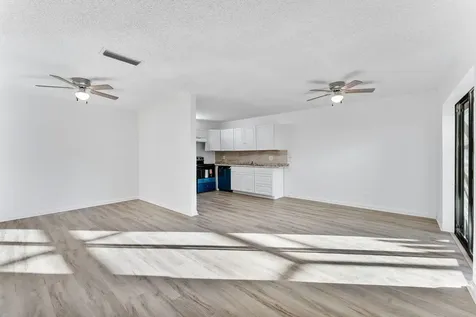 291 Woodland Road Palm Springs FL 33461