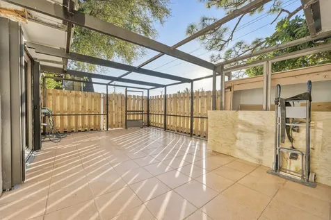 291 Woodland Road Palm Springs FL 33461