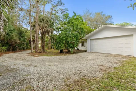 14817 Snail Trail Loxahatchee Groves FL 33470