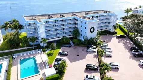 60 Yacht Club Drive North Palm Beach FL 33408