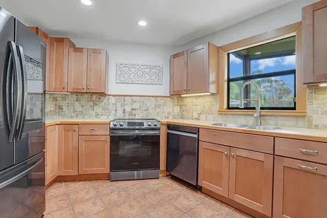 9752 Se Highborne Way Hobe Sound FL 33455
