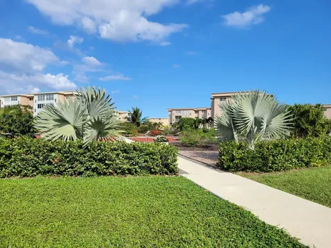 300 Ne 26th Avenue Boynton Beach FL 33435