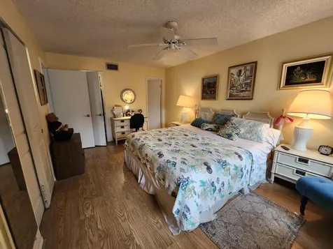 300 Ne 26th Avenue Boynton Beach FL 33435