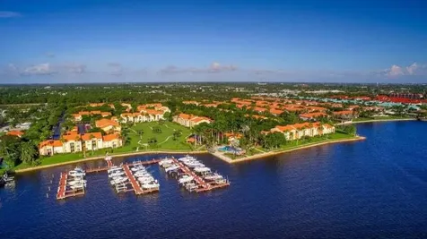 107 Yacht Club Way Hypoluxo FL 33462
