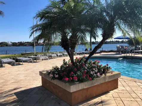107 Yacht Club Way Hypoluxo FL 33462