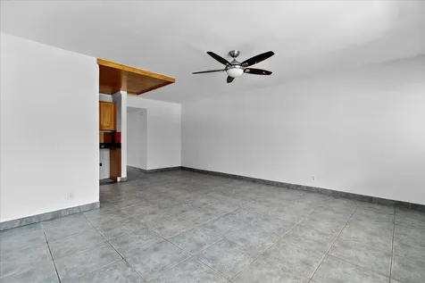 412 Sheffield Q West Palm Beach FL 33417