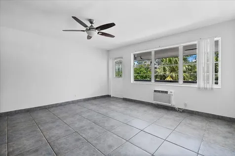 412 Sheffield Q West Palm Beach FL 33417