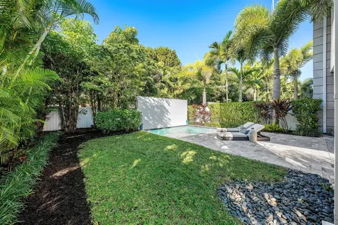 820 Ne 7th Avenue Delray Beach FL 33483