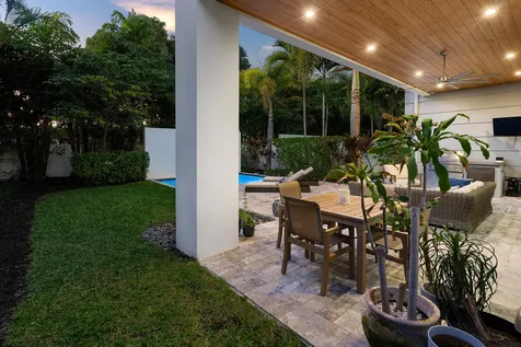820 Ne 7th Avenue Delray Beach FL 33483