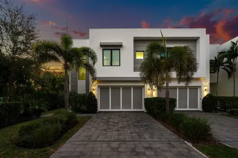 820 Ne 7th Avenue Delray Beach FL 33483