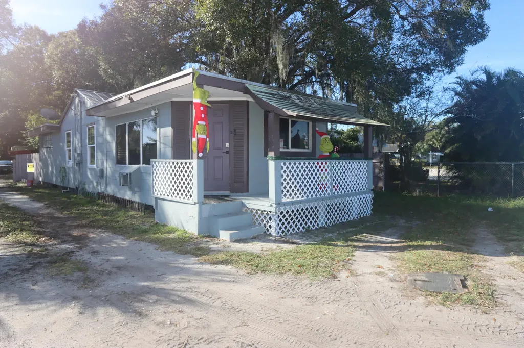3325 Orange Avenue Fort Pierce FL 34947