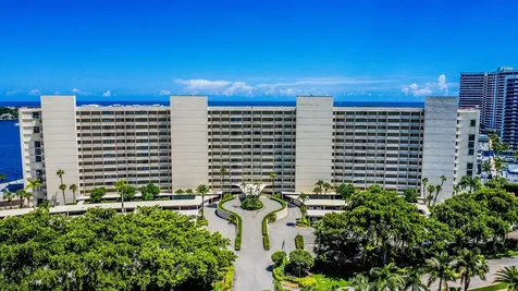 120 Lakeshore Drive North Palm Beach FL 33408