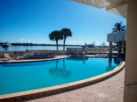 120 Lakeshore Drive North Palm Beach FL 33408