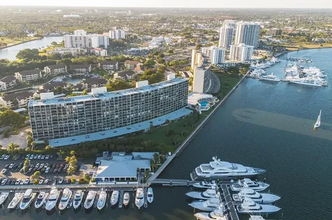 120 Lakeshore Drive North Palm Beach FL 33408