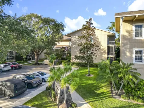 18410 Se Wood Haven Lane Jupiter FL 33469
