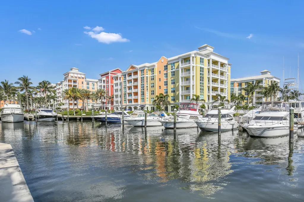806 E Windward Way Lantana FL 33462