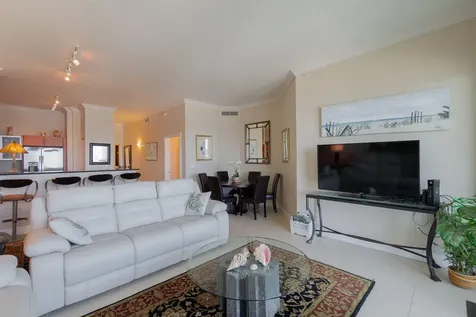 806 E Windward Way Lantana FL 33462