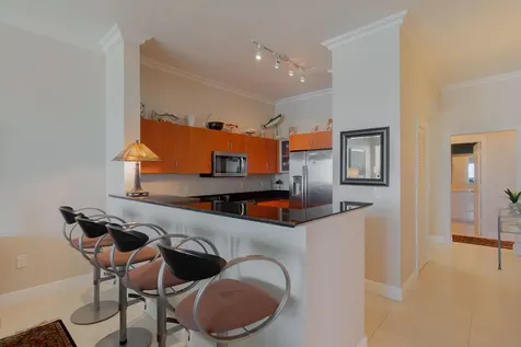 806 E Windward Way Lantana FL 33462