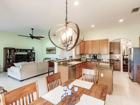 8503 Portobello Lane Palm Beach Gardens FL 33418
