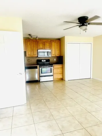 635 Executive Center Drive West Palm Beach FL 33401