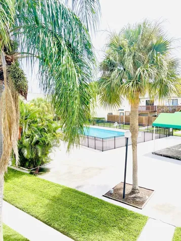 635 Executive Center Drive West Palm Beach FL 33401