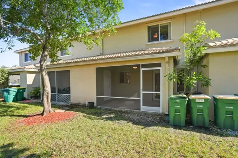5961 London Lane Tamarac FL 33321