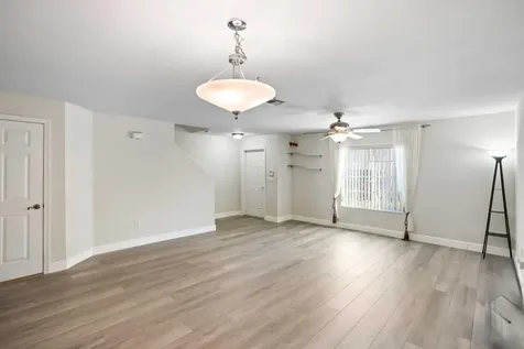 5961 London Lane Tamarac FL 33321
