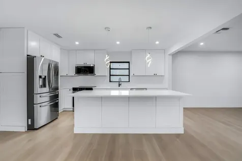 18089 103rd Trail Boca Raton FL 33498