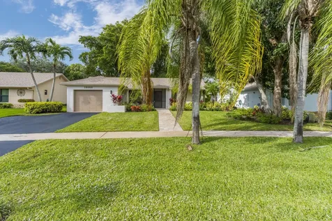 18089 103rd Trail Boca Raton FL 33498