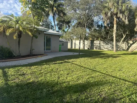 9201 NW 55th Street Sunrise FL 33351