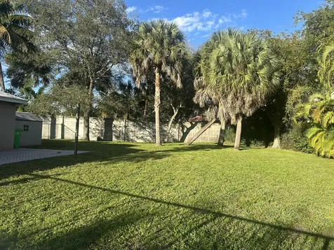 9201 NW 55th Street Sunrise FL 33351