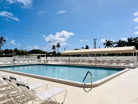 1360 Nw 19th Terrace Delray Beach FL 33445