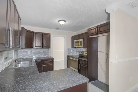 2652 Iroquois Avenue Fort Pierce FL 34946