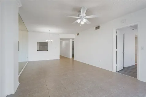 896 N Federal Highway Lantana FL 33462